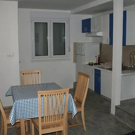 13905b Apartment Vrboska